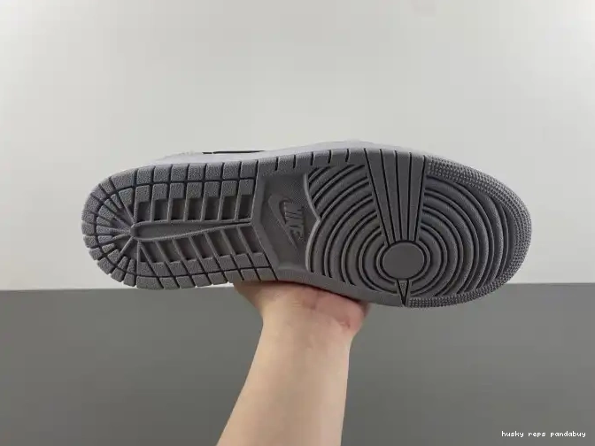 Rep Husky Jordan Low OG CZ0790-110 Barons Air 1 0520
